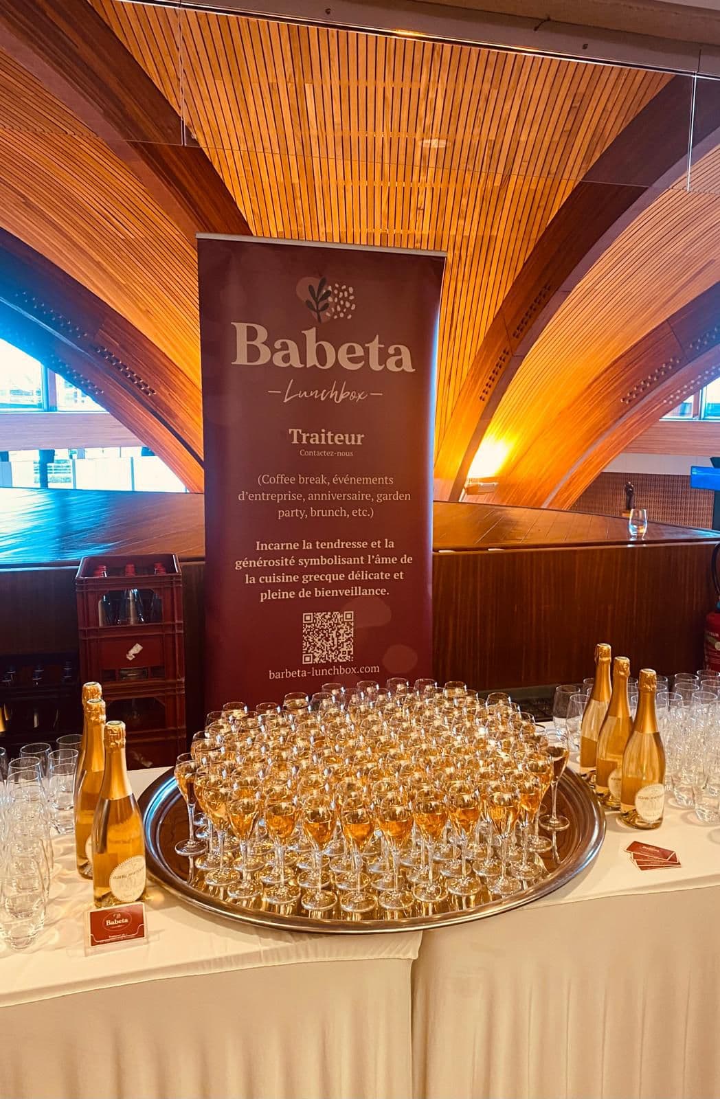 Buffet traiteur grec Babeta — mezzés et finger food